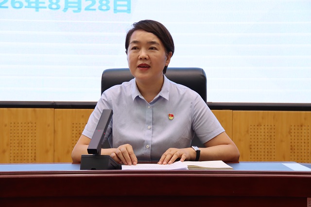 校长魏萍安排布置新学期发展目标与重点任务 - 副本.jpg